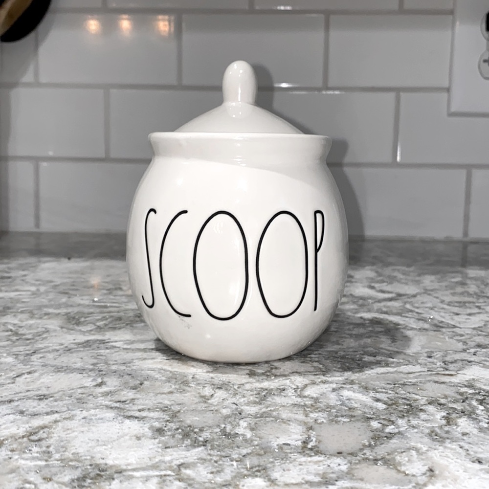 Rae Dunn “SCOOP” sugar dish